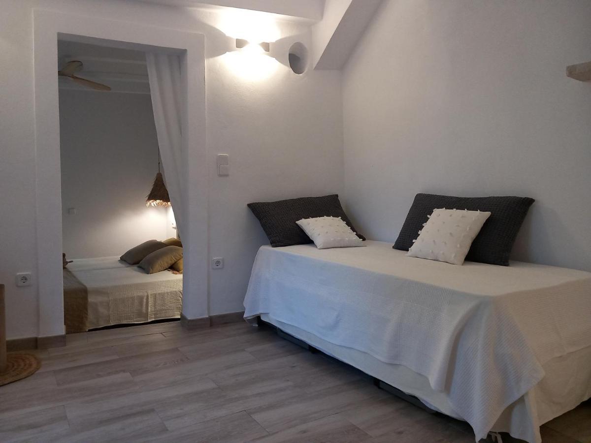 シネウ Townhouse Sa Casaヴィラ エクステリア 写真