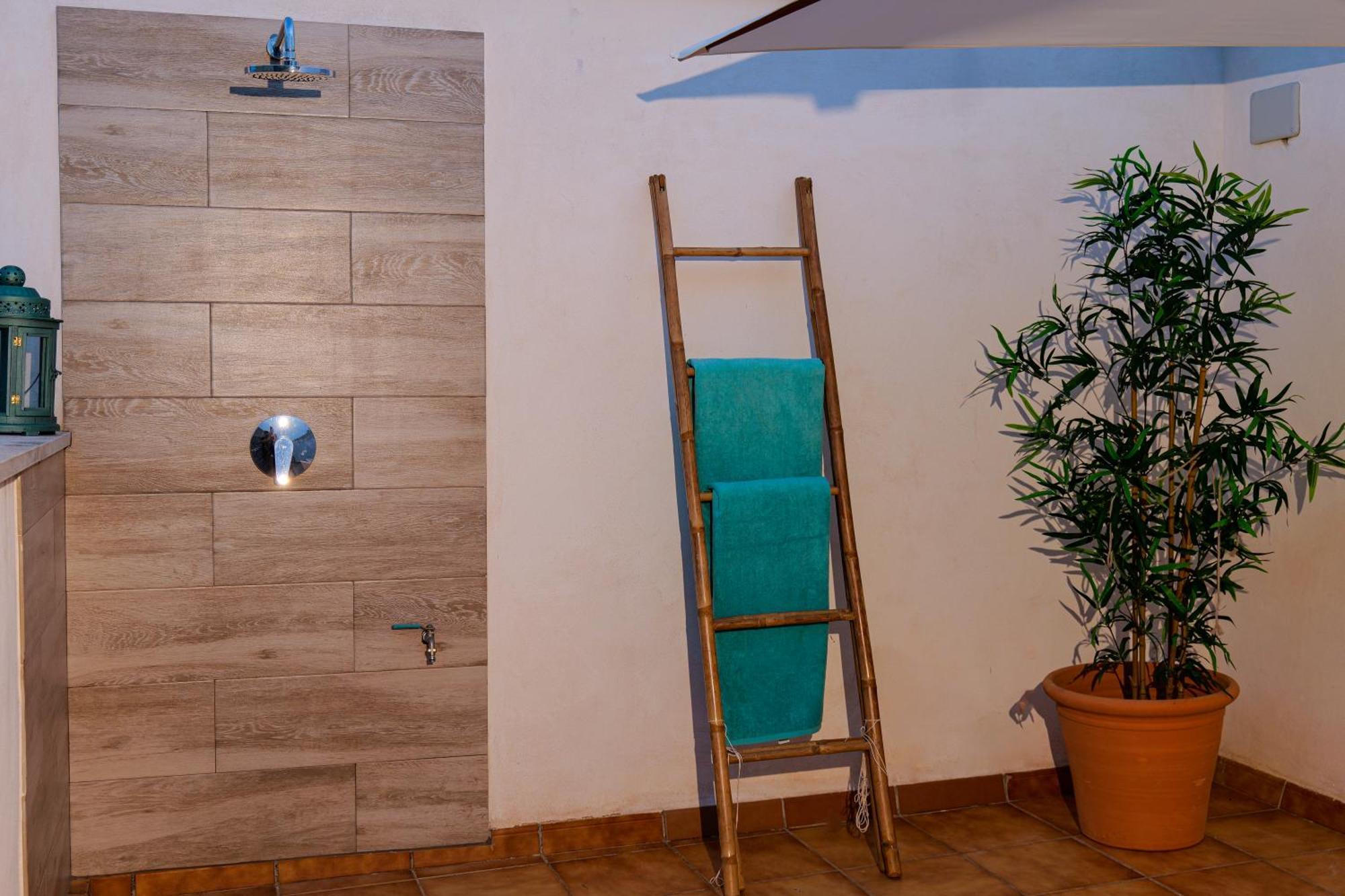 シネウ Townhouse Sa Casaヴィラ エクステリア 写真